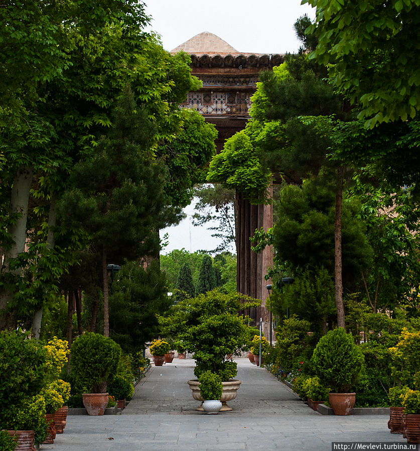 Дворец Чехель сутун Исфахан, Иран