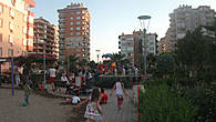 Городская детская площадка, очень хорошая. Много атракционов для детей и тренажёры для взрослых.
