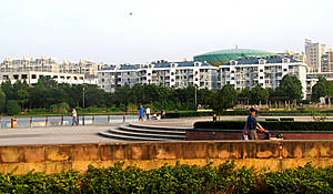 Микрорайон в котором расположена спортплощака скейтбордистов.