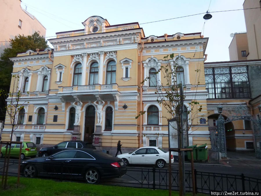 Я этим городом храним. Есть улицы Центральные... Санкт-Петербург, Россия