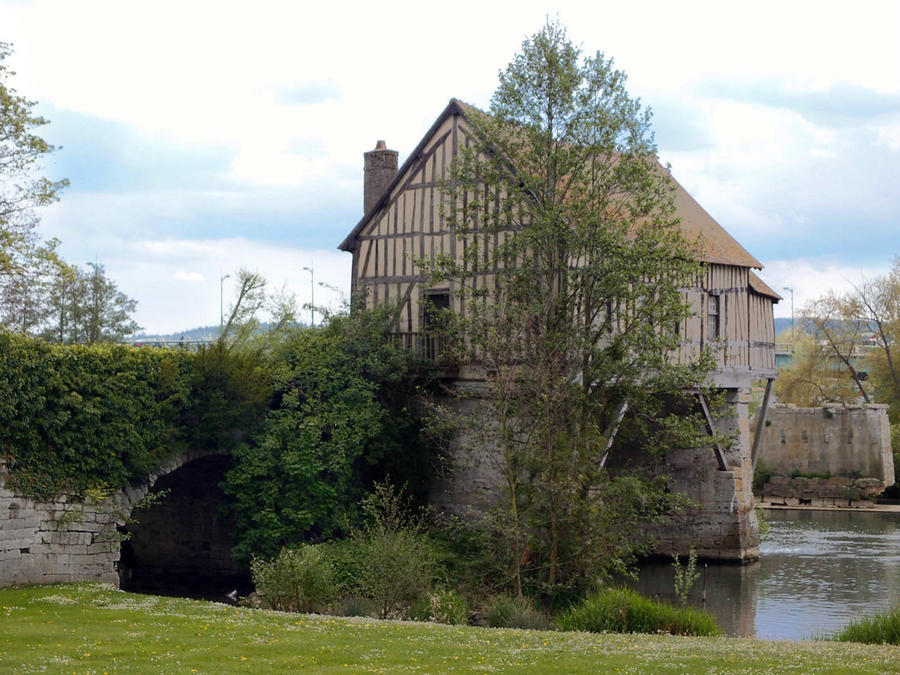 Старый мост Вернон, Франция