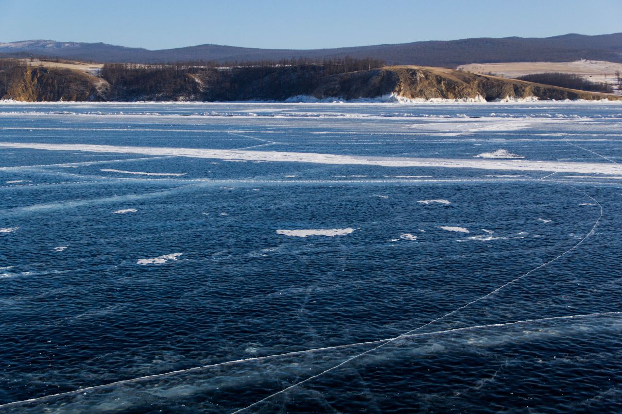 красота льда Байкала озеро Байкал, Россия