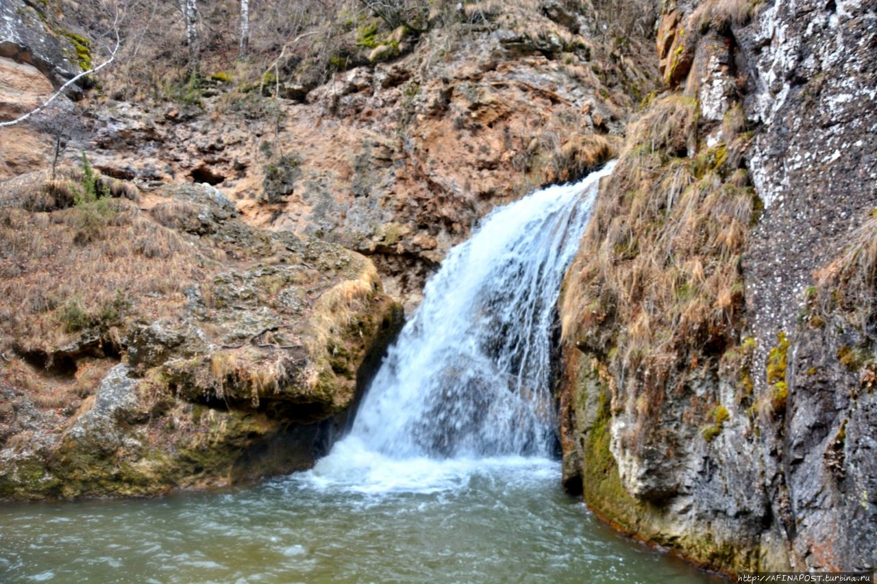 Урочище Медовые водопады Красный Курган, Россия