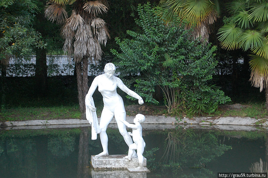 Скульптуры Приморского парка Гагра, Абхазия