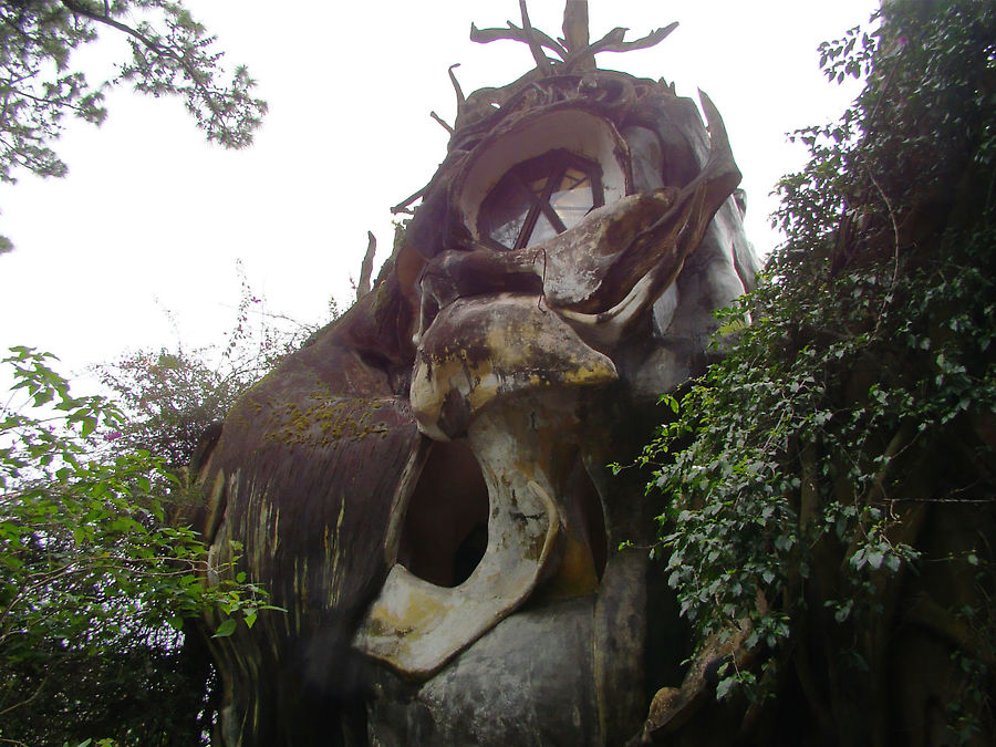 Пенек и лабиринт кишечника Далат, Вьетнам