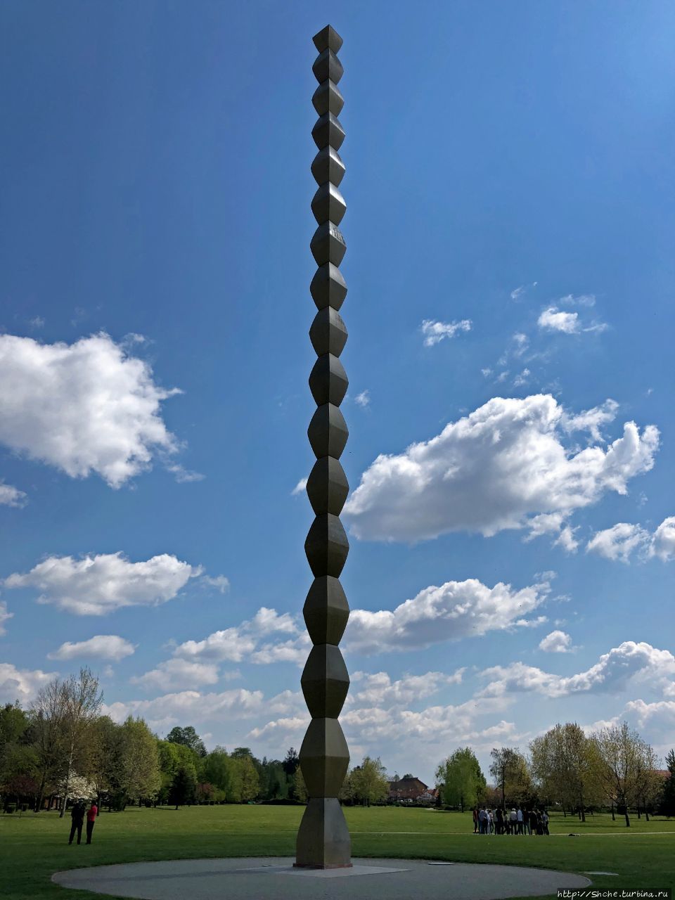 Бесконечная колонна Тыргу-Жиу, Румыния
