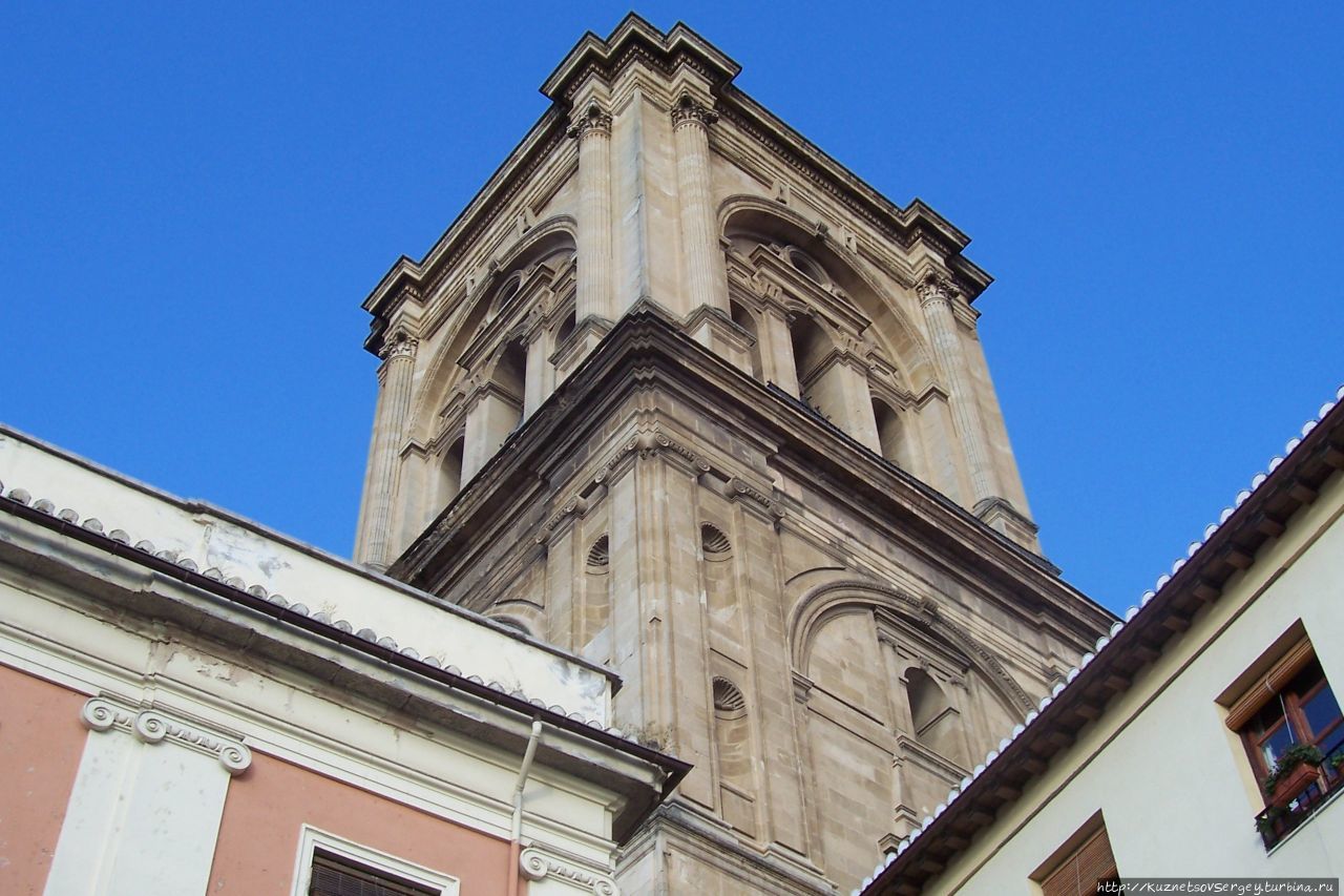 Гранада по минимуму Гранада, Испания Гранада по минимуму Гранада, Испания