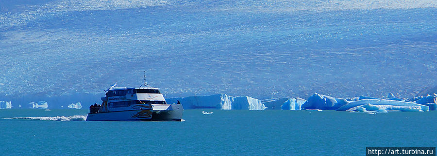 но близко к нему не подойдешь из за массивных льдин айсбергов Эль-Калафате, Аргентина
