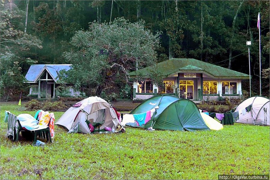 Живем почти так же — в полевых условиях...