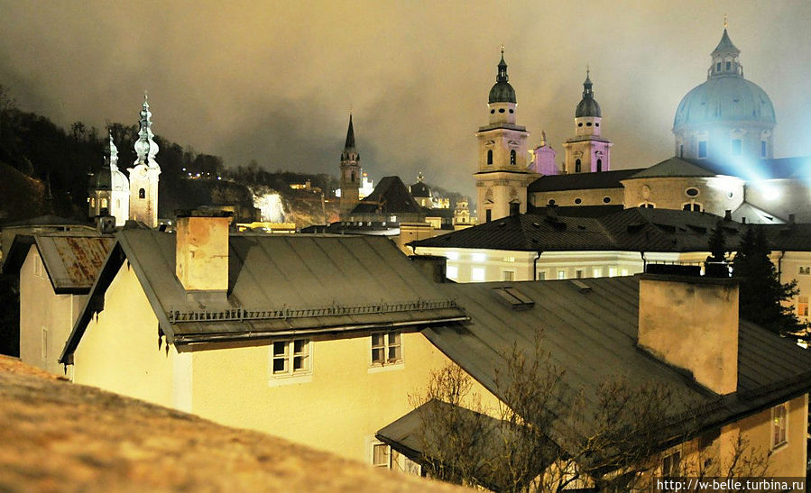 Вид на город со стороны крепости Hohensalzburg. Зальцбург, Австрия