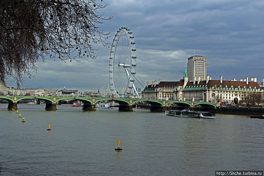 К Темзе мы подошли возле Парламента в Victoria Tower Gardens Лондон, Великобритания