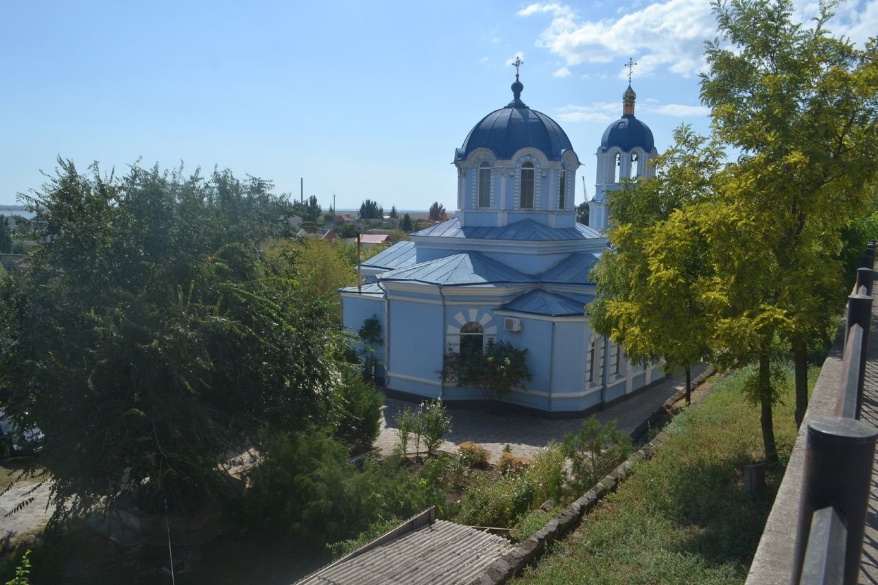 Покровский храм Геническ, Украина
