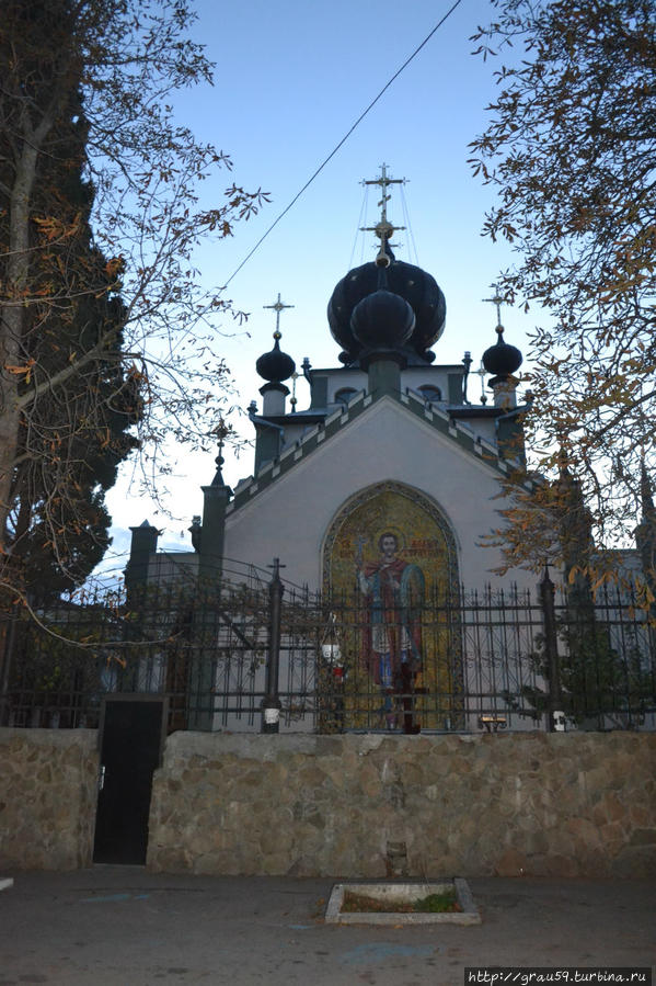 Храм всех Крымских святых и Феодора Стратилата Алушта, Россия