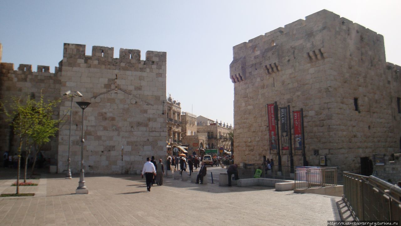 По Иерусалиму: Стены и ворота Старого города Иерусалим, Израиль