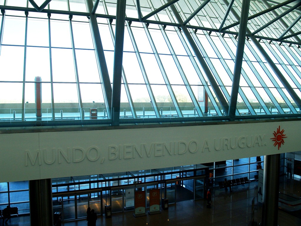 Международный Аэропорт Монтевидео 