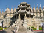 Джайнистский храмовой комплекс, Ранакпур, Раджастан, Индия
