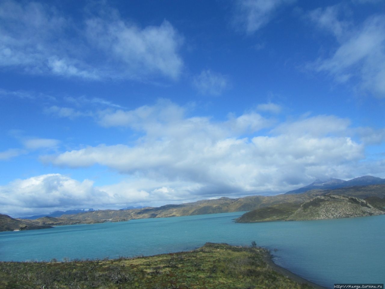 Озеро Пехоэ и отражение  гор в бирюзе его вод. Ч.87