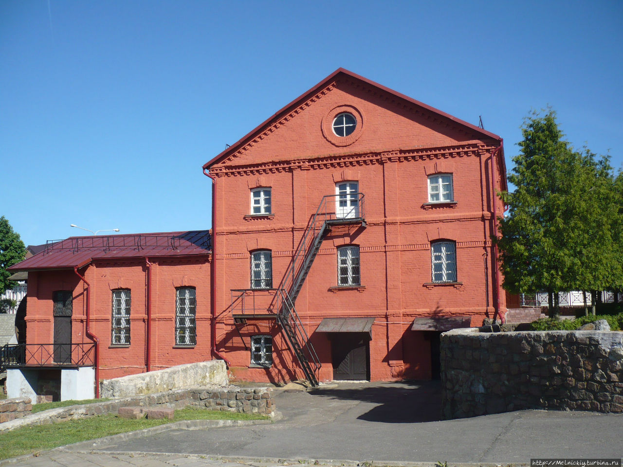 Этнографический музей «Мельница» («Млын»)
