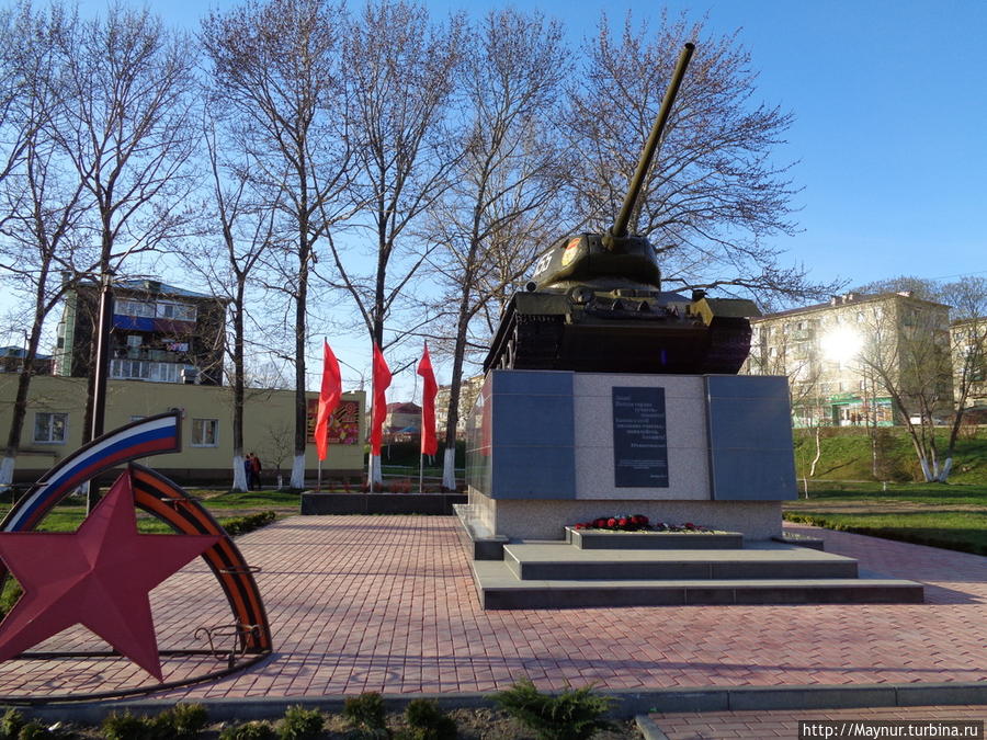 В  ожидании  праздника  Победы! Южно-Сахалинск, Россия