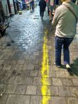 — Do you have a toilet?
— Just follow the yellow line)