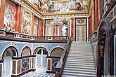 Парадная лестница дворца