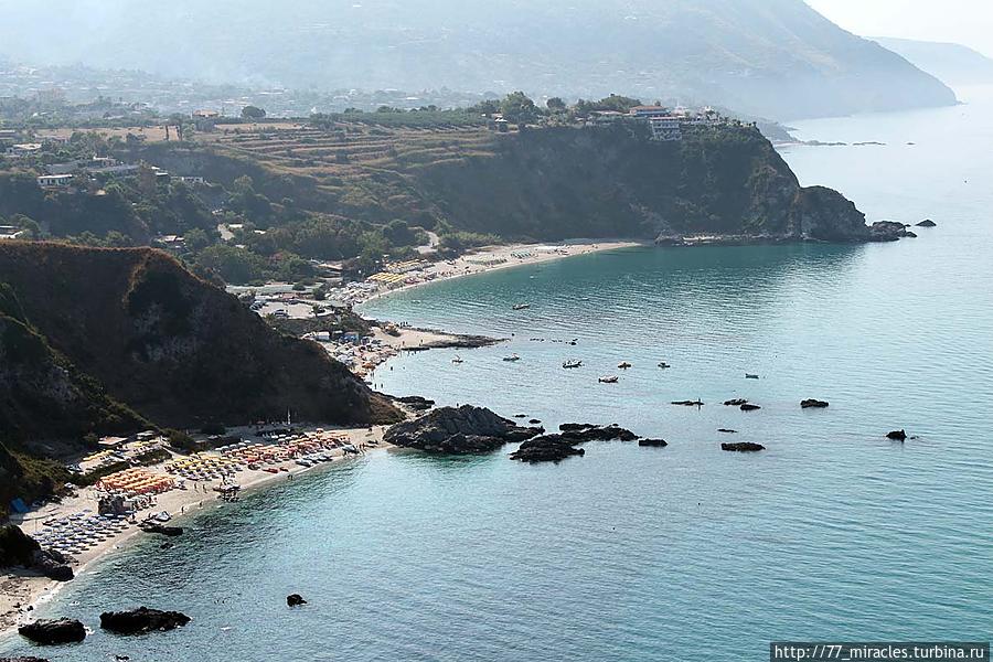 Чем лететь в Италию — самолетом или оленем? Калабрия, Италия