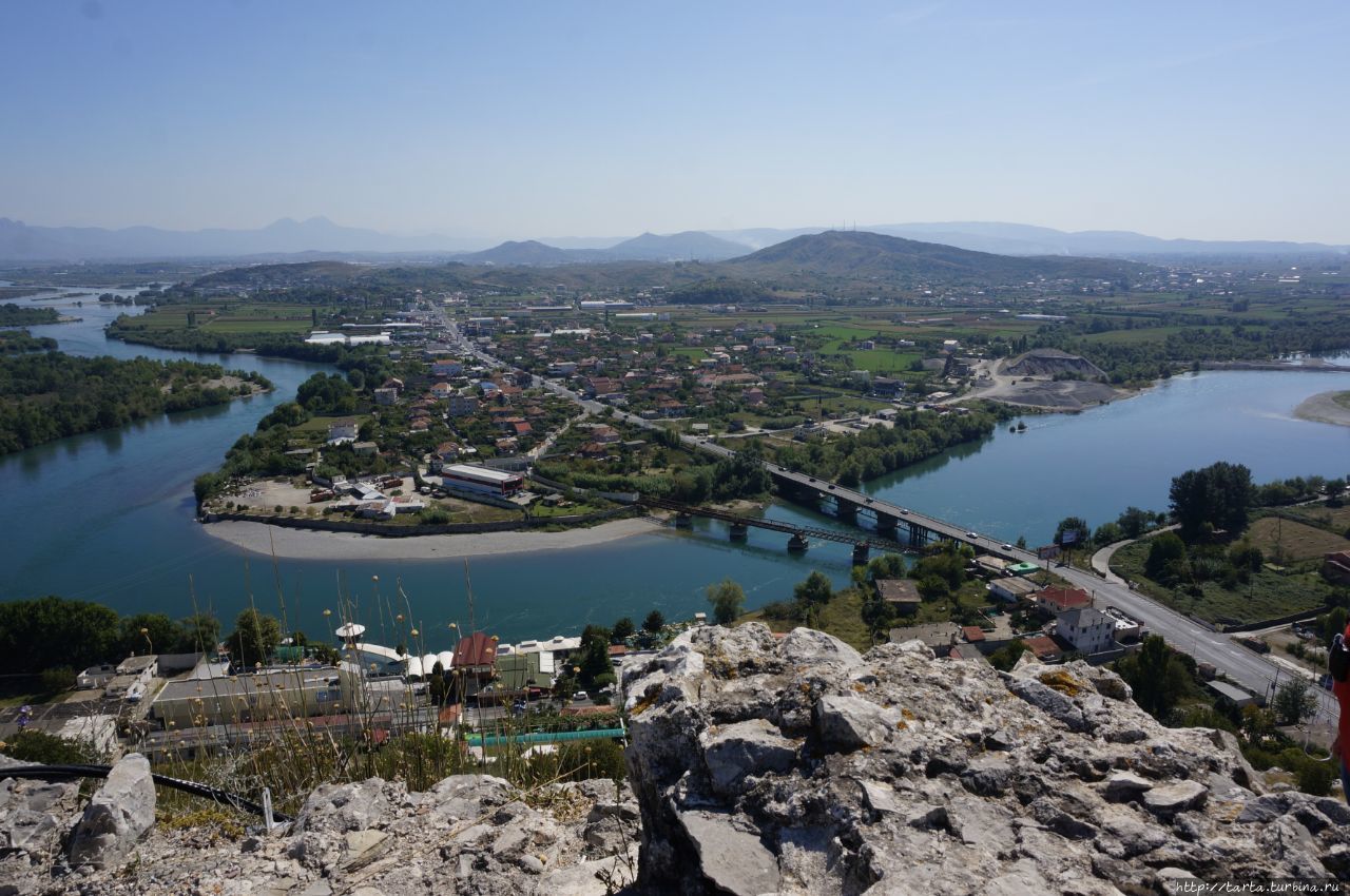 Шкодер проездом и крепость Розафа Шкодер, Албания Шкодер проездом и крепость Розафа Шкодер, Албания