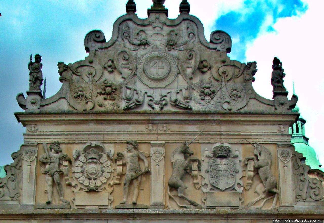 донателло статуя кондотьера. 1453. статую донателло на площади синьории во флоренции лев. донателло флоренция скульптура льва. памятники эпохи возрождения.