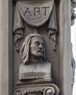 Темпл-Бар-Мемориал в Лондоне. Пилястра с эмблемой искусства в виде бюста Чосеру. Фото из интернета