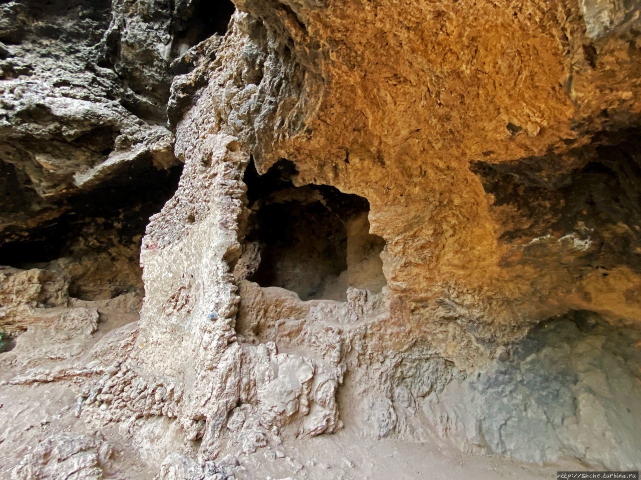 Пещеры Будды Шах Аллах Дитта, Пакистан