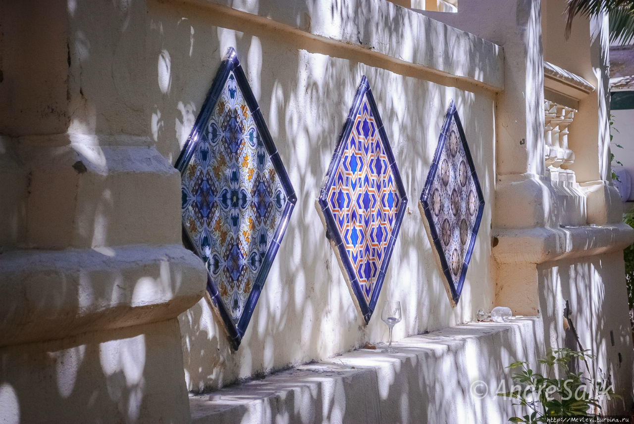 Август. Ситжес Ситжес, Испания