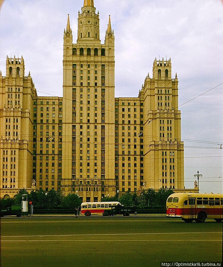 Жилой дом на Кудринской площади, Москва, СССР, 1956 год. (Jacques Dupâquier) Москва, Россия