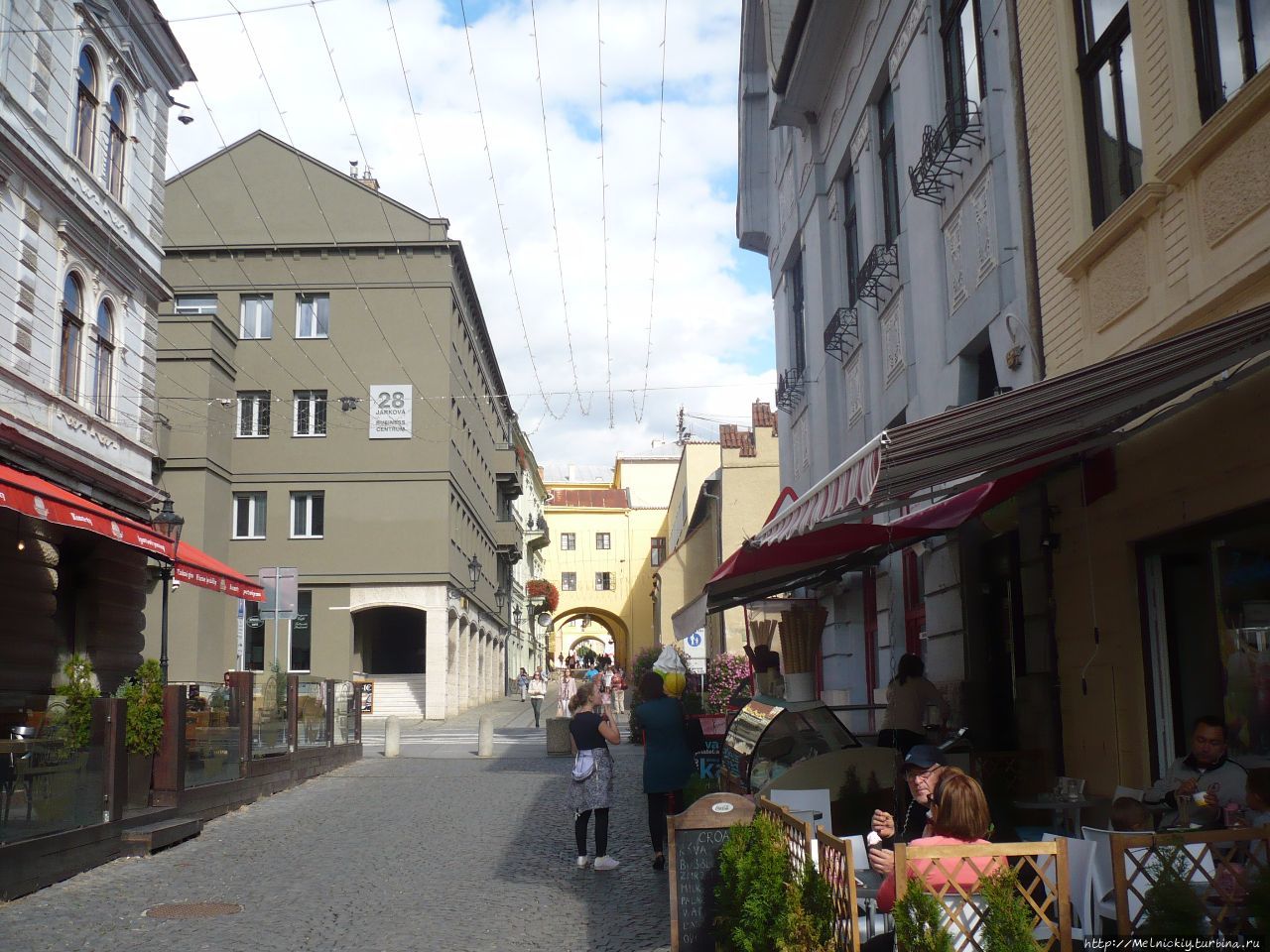 Короткая прогулка по центру старинного города