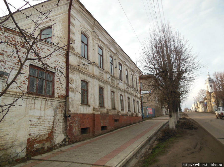 Интересная  фотография,  здание  почты  постройки  конца 19  века. Уржум, Россия