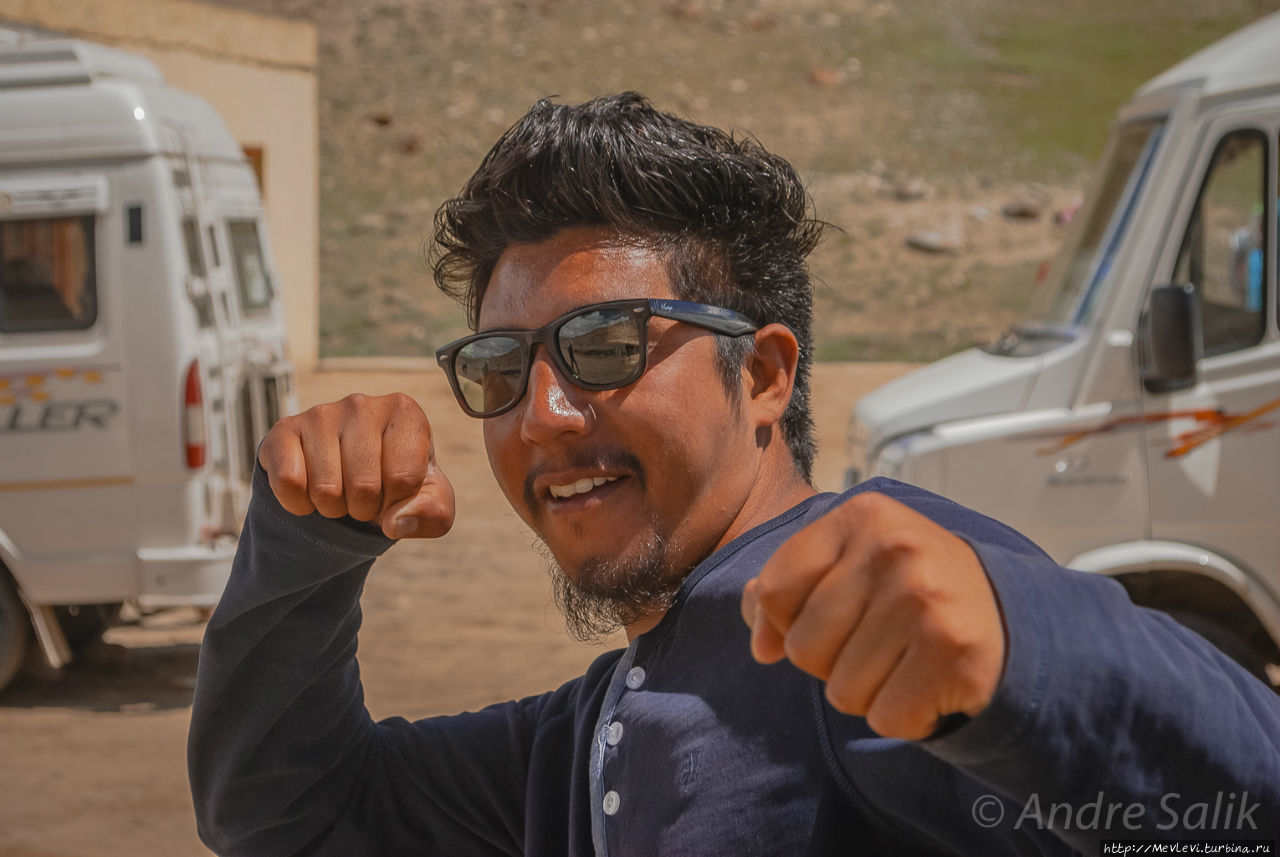 Текущая с горы Лех, Индия