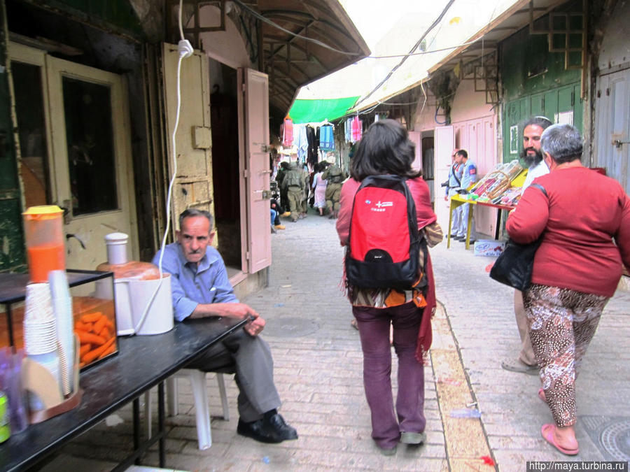 Две половинки одного целого: Хеврон арабский Хеврон, Палестина