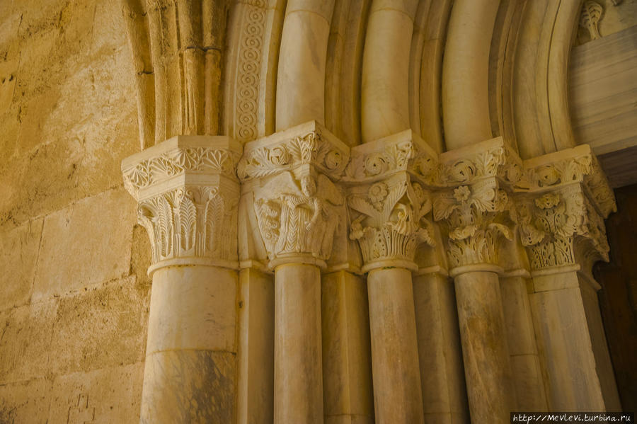 Внутри собора в Таррагоне Таррагона, Испания