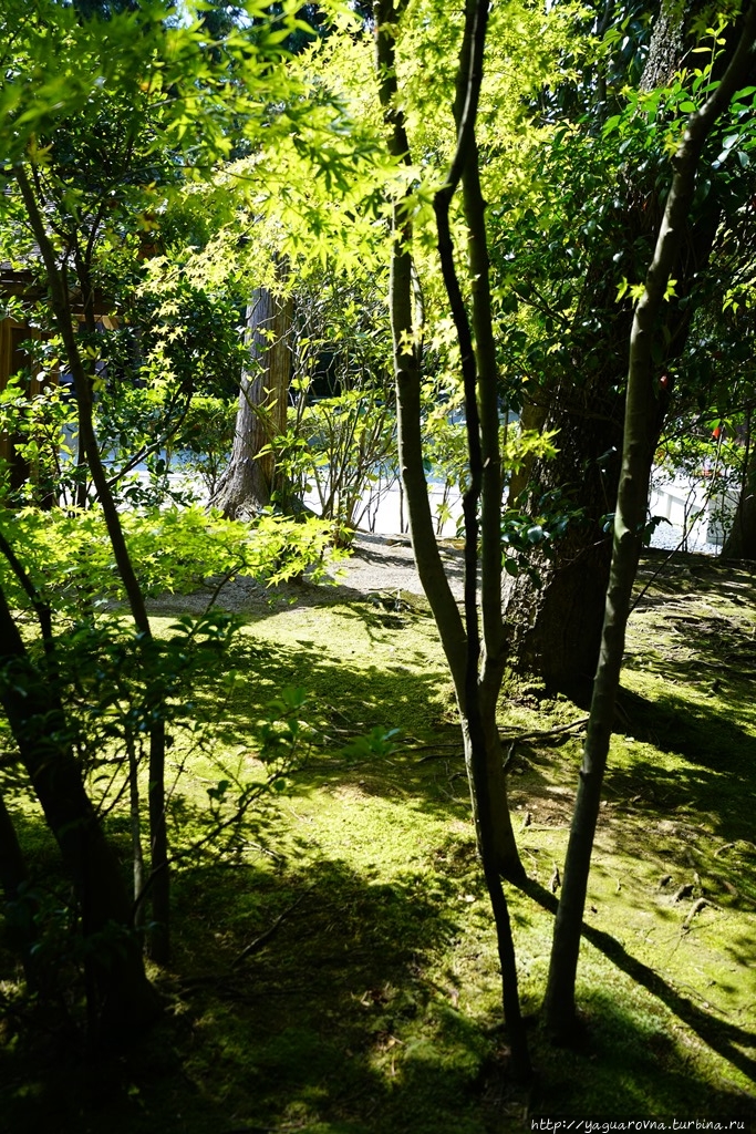 Рёан-дзи храм и сад камней Киото, Япония Рёан-дзи храм и сад камней Киото, Япония