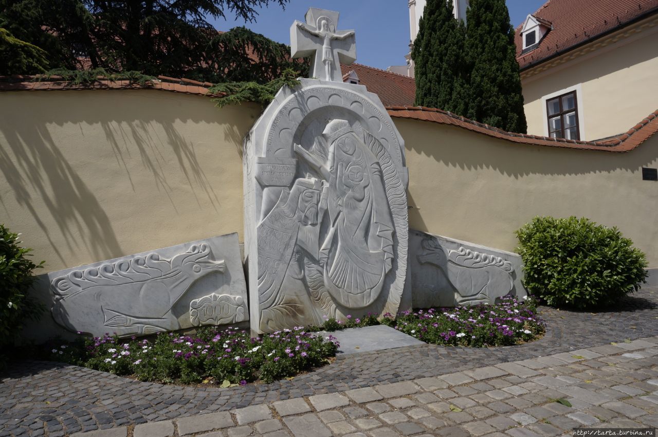 Памятник 1000-летия Памятник 1000-летия