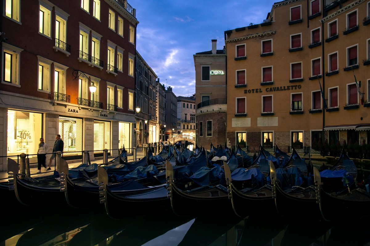 Путешествие вокруг piazza di San Marco (Venezia)-2021 Венеция, Италия