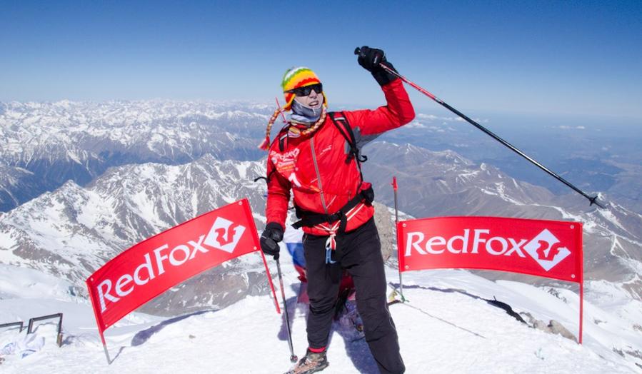 Агей Скопин — победитель в классе любитель
но на самом то деле — это настоящий профи альпинист Эльбрус (гора 5642м), Россия