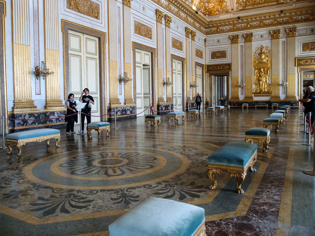 Королевский дворец в Казерте Казерта, Италия