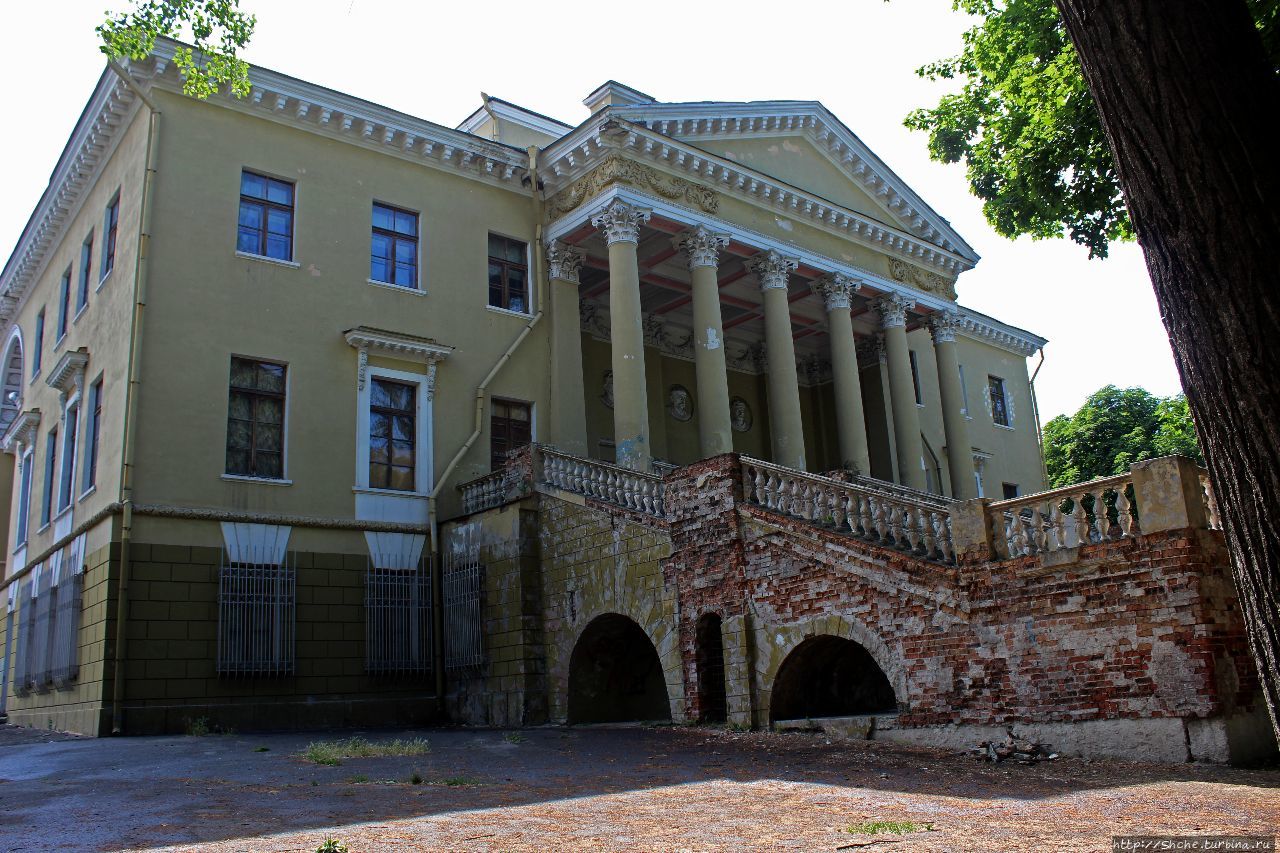 Дворец Студентов (быв. Потемкинский дворец) / Palace of Students (former Potemkin Palace)