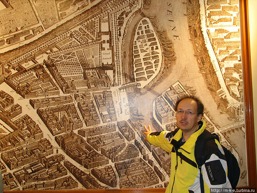 Карта Парижа в доме Союза Пекарей