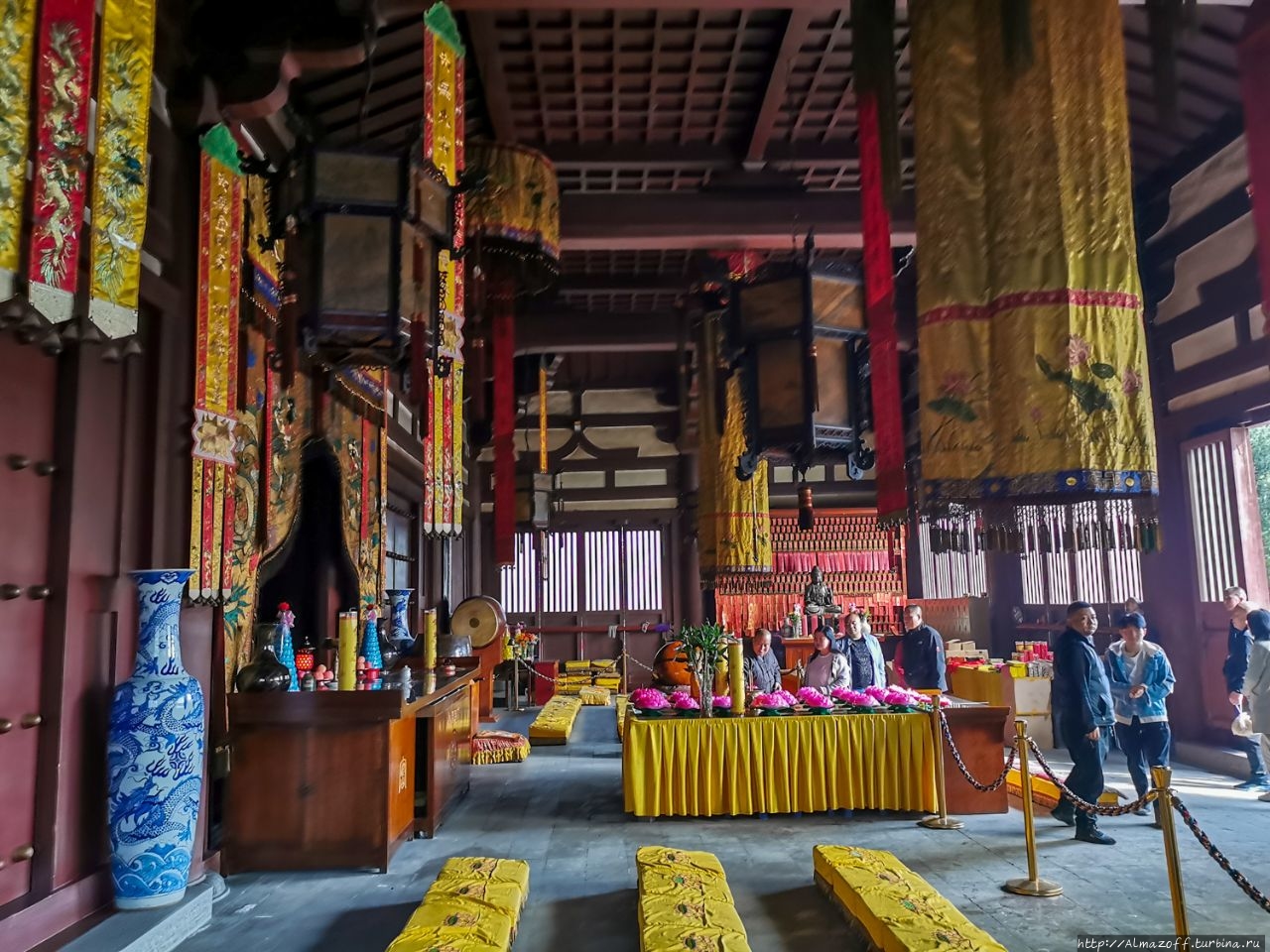Храм Зелёного Дракона Сиань, Китай