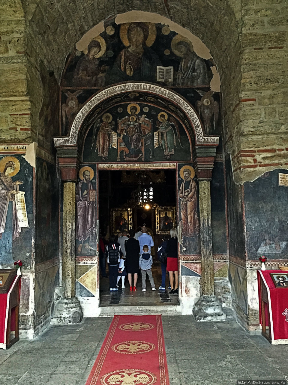 Грачаница — самый почитаемый храм православных сербов Грачаница, Республика Косово