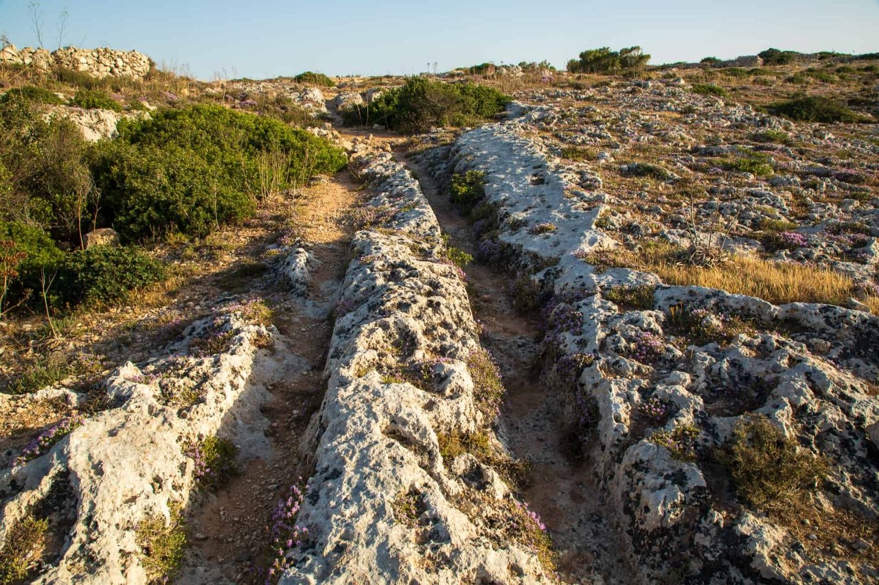 мегалит Мисра́х Гар Ил Кбир / Misraħ Għar il-Kbir