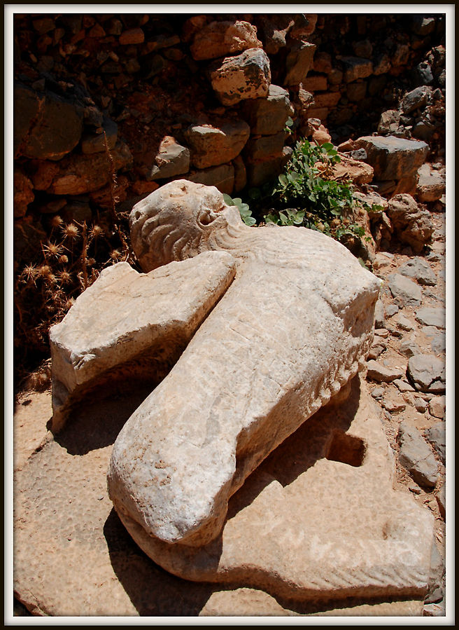 Древняя скульптура льва Остров Крит, Греция