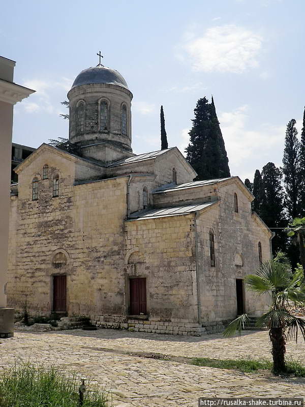 Церковь Симона Кананита