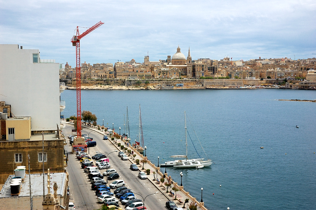 Мальта — каменный остров посреди Средиземного моря Остров Мальта, Мальта